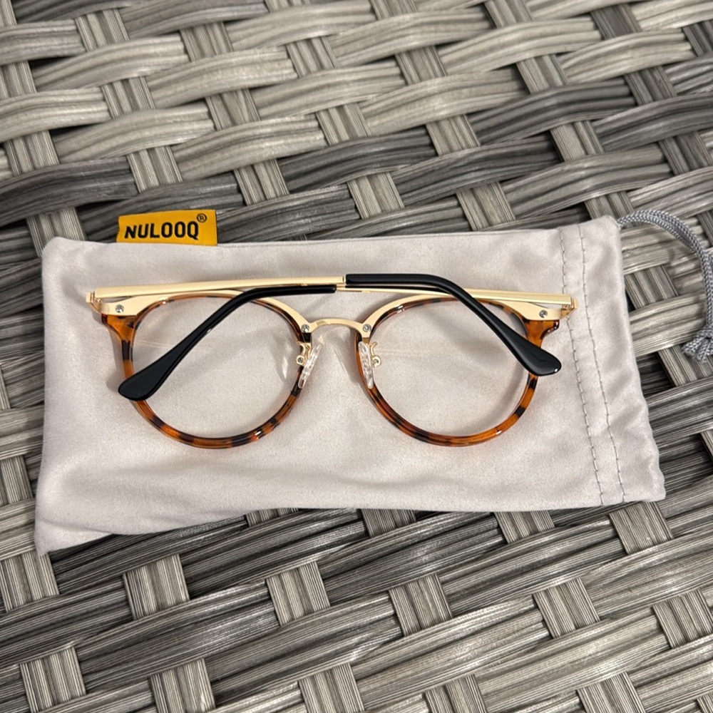 Nulooq tortoise shell Glasses - Picture 3 of 4